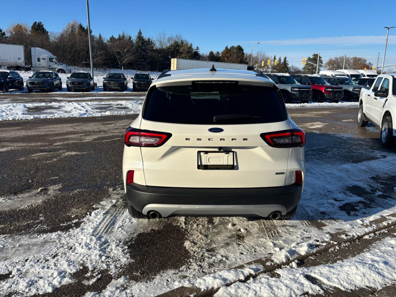 2024 Ford Escape PLUG-IN-HYBRID! LOADED! REMOTE START! 13.2" SCREEN Photo5