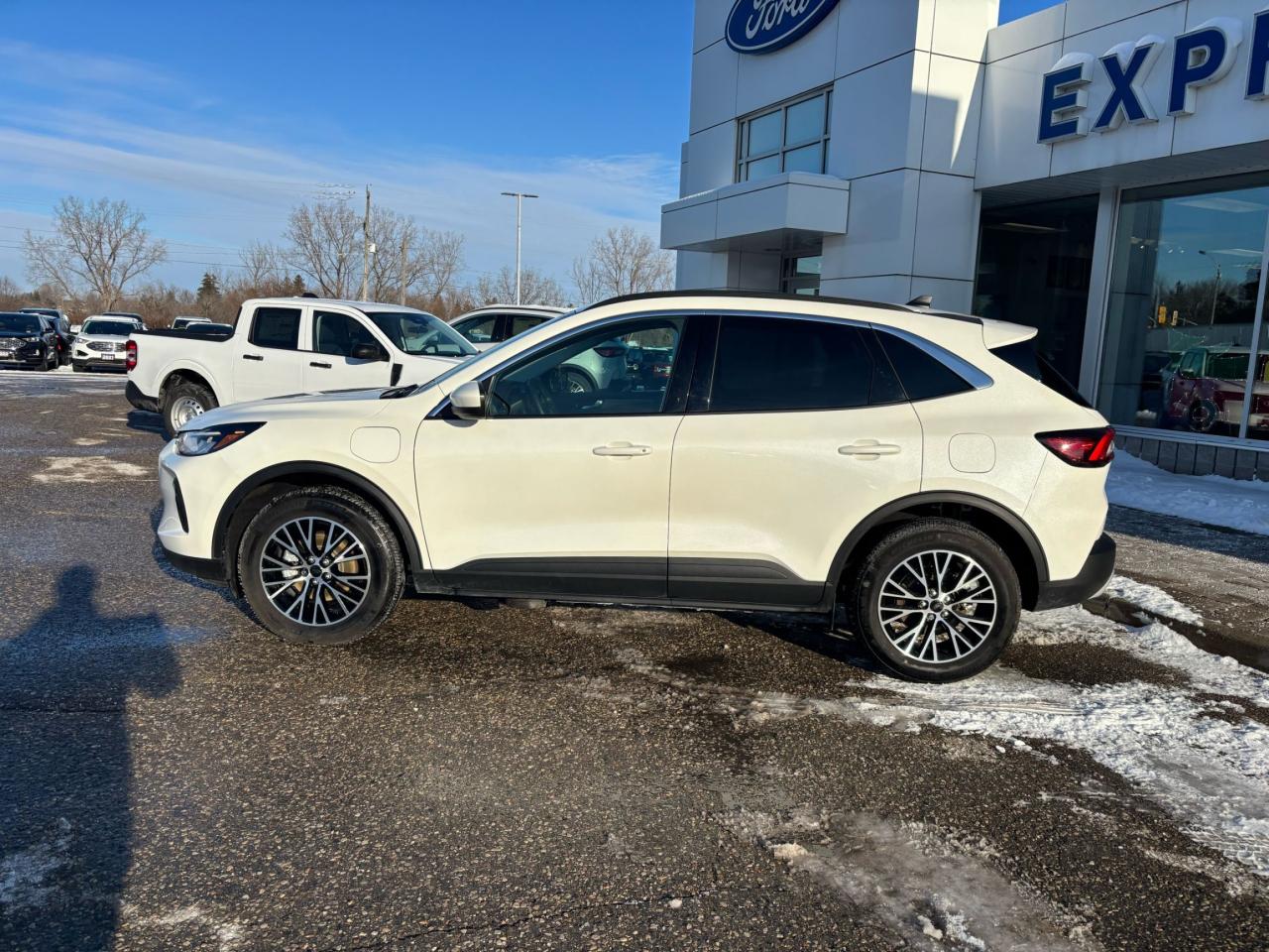 2024 Ford Escape PLUG-IN-HYBRID! LOADED! REMOTE START! 13.2" SCREEN Photo5