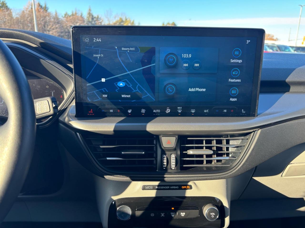 2024 Ford Escape PLUG-IN-HYBRID! LOADED! REMOTE START! 13.2" SCREEN Photo5