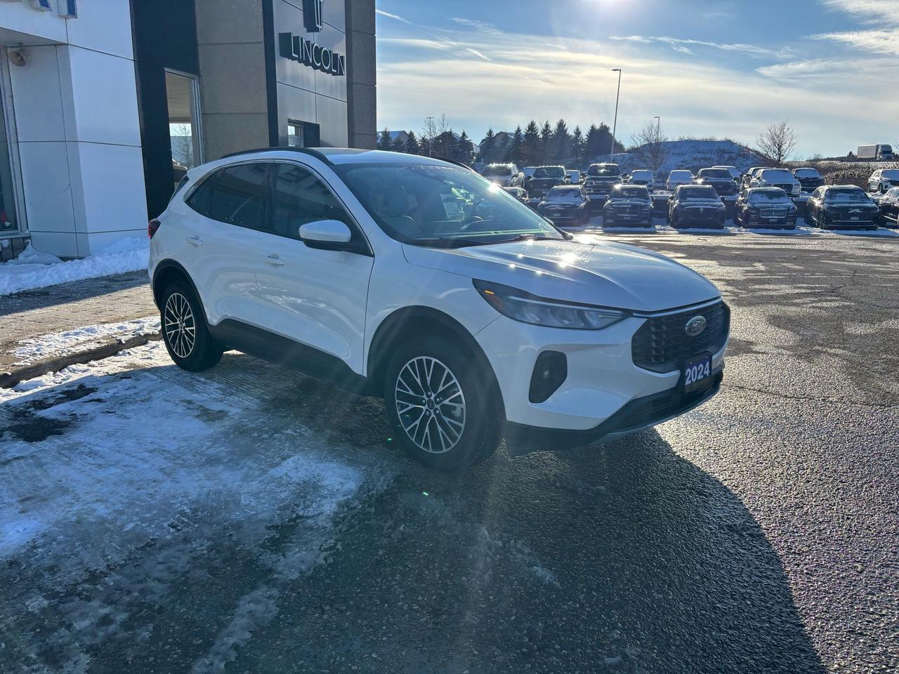 2024 Ford Escape PLUG-IN-HYBRID! LOADED! REMOTE START! 13.2" SCREEN Photo