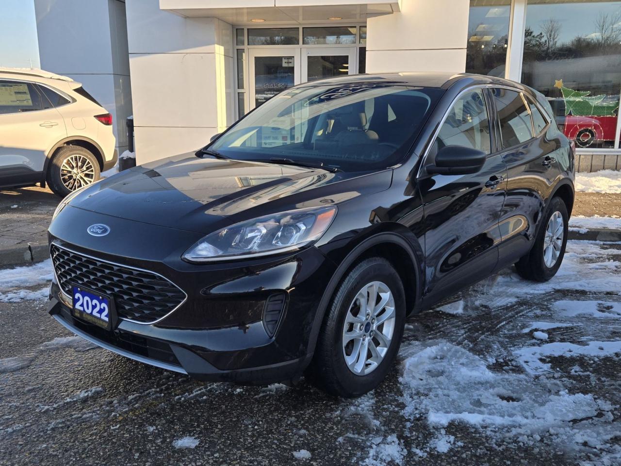 2022 Ford Escape SE, AWD, COPILOT! HEATED STEERING WHEEL AND SEATS! Photo1