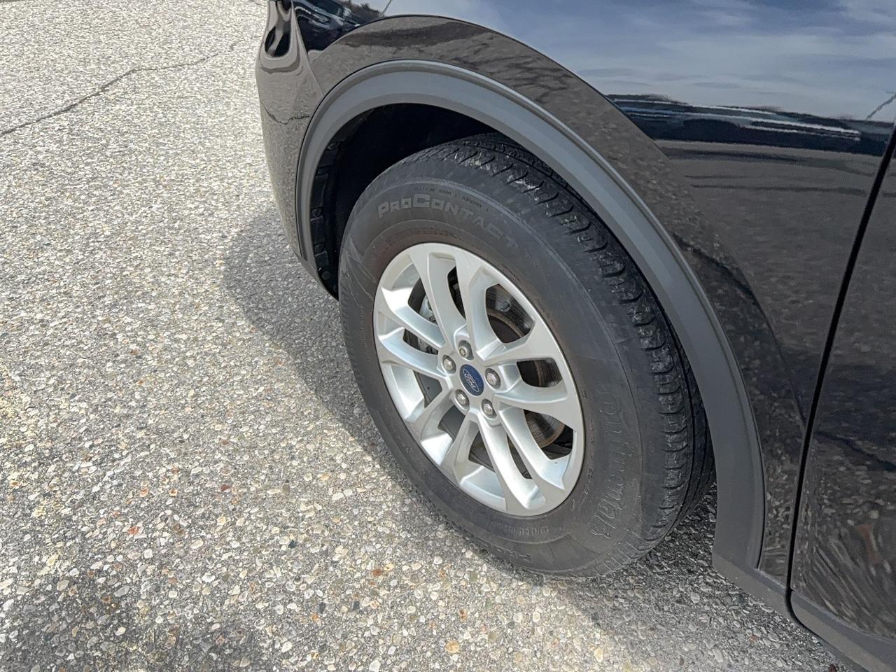 2022 Ford Escape SE, AWD, COLD WEATHER PACKAGE! POWER GATE! Photo
