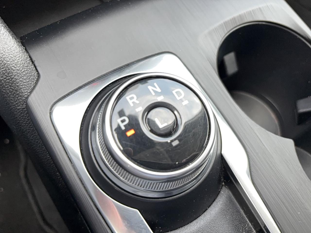 2022 Ford Escape SE, AWD, COLD WEATHER PACKAGE! POWER GATE! Photo