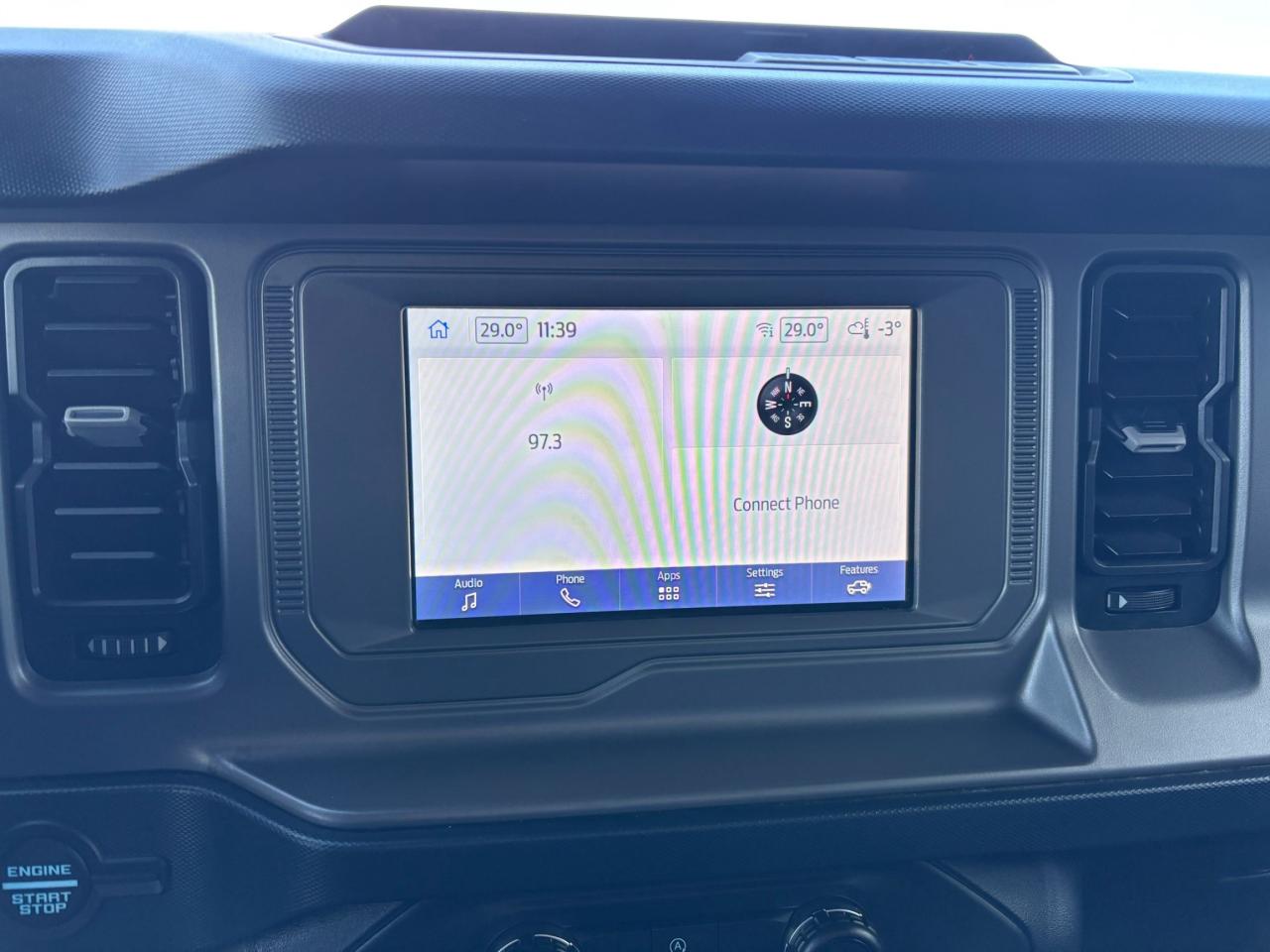 2022 Ford Bronco OUTERBANKS! LEATHER, TECH, REMOTE START! Photo