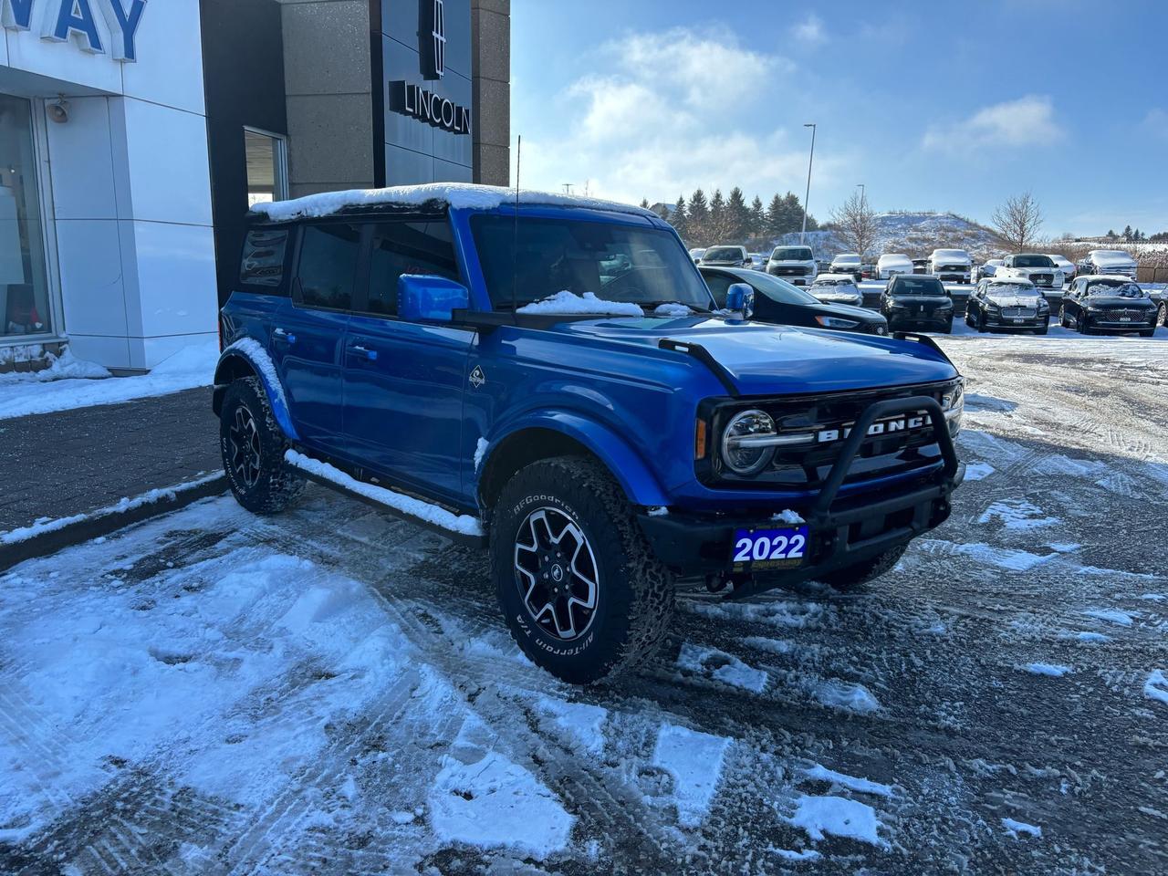 2022 Ford Bronco OUTERBANKS! LEATHER, TECH, REMOTE START! Photo