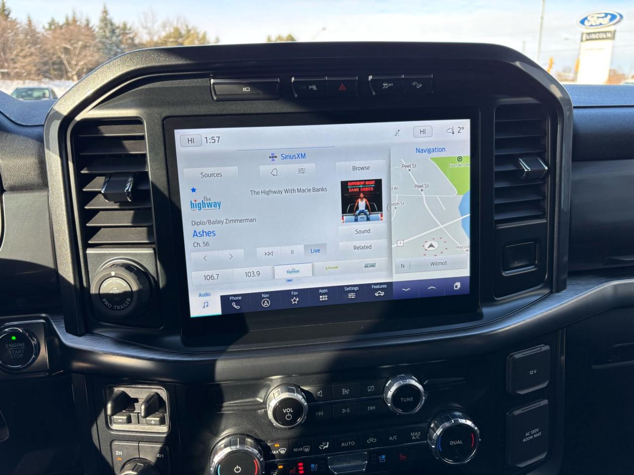 2023 Ford F-150 LARIAT, 502A TRIM LEVEL, FX4, SPORT PACK! Photo