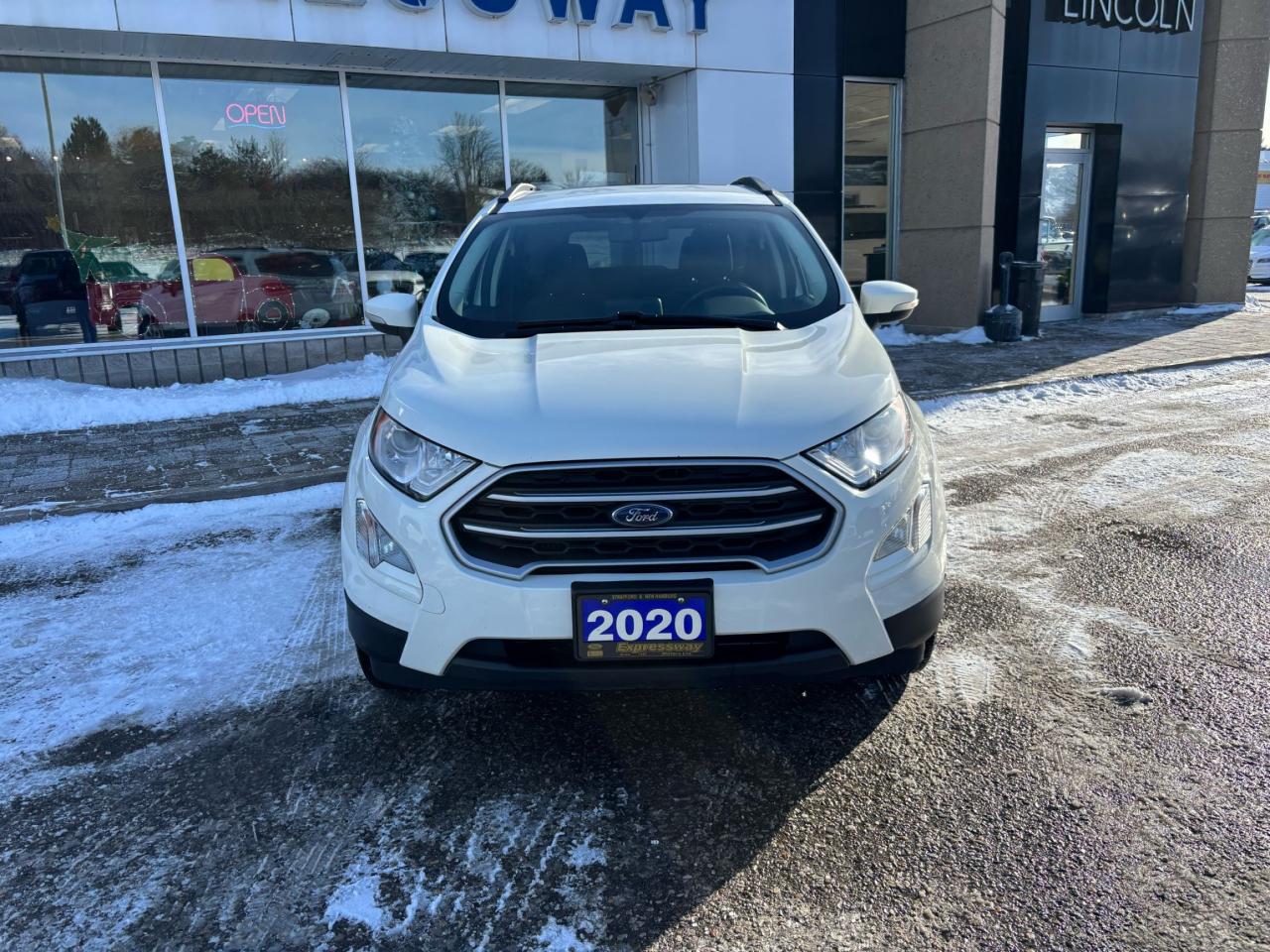 2020 Ford EcoSport SE, FWD, 1L ECOBOOST! GREAT ON FUEL! REAR CAMERA! Photo