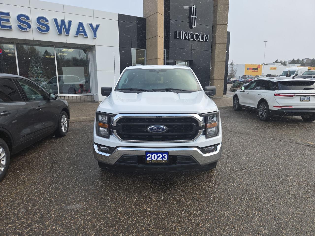 2023 Ford F-150 XLT, 4X2, 300A WITH 6.5' BOX! CLOTH, 6 PASSENGER! Photo1