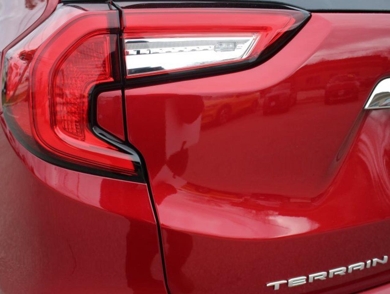 2024 GMC Terrain Denali*Low Ks*AWD*Heated Leather*Moon Roof*CarPlay - Photo #4