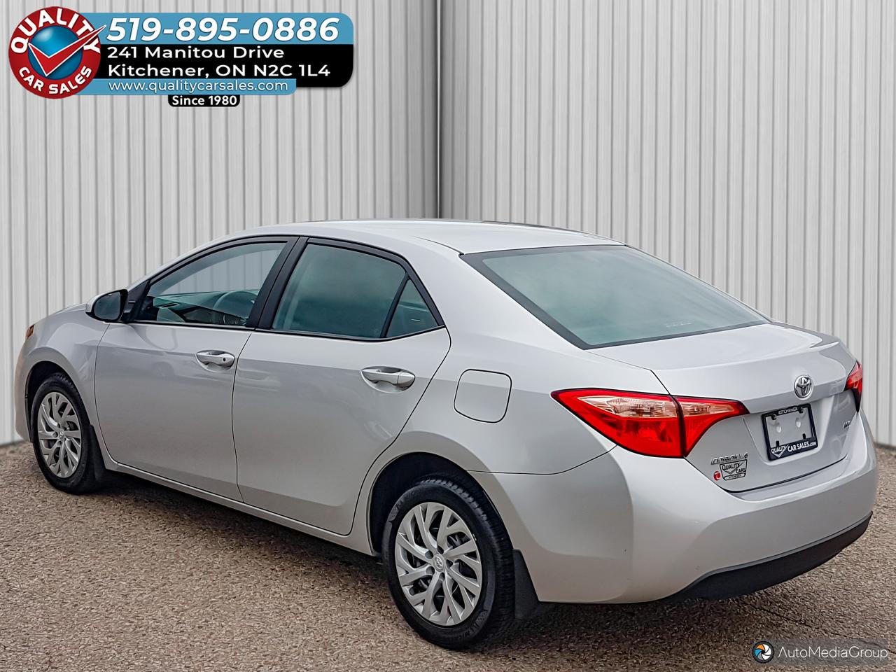 2017 Toyota Corolla LE *HEATED SEATS* Photo4