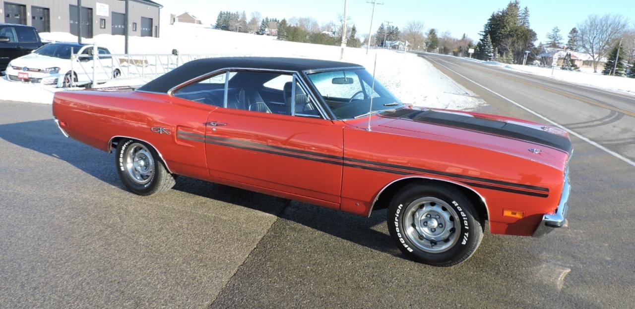 1970 Plymouth GTX 440  4-Speed Southern Car Stunning With Warranty Photo3