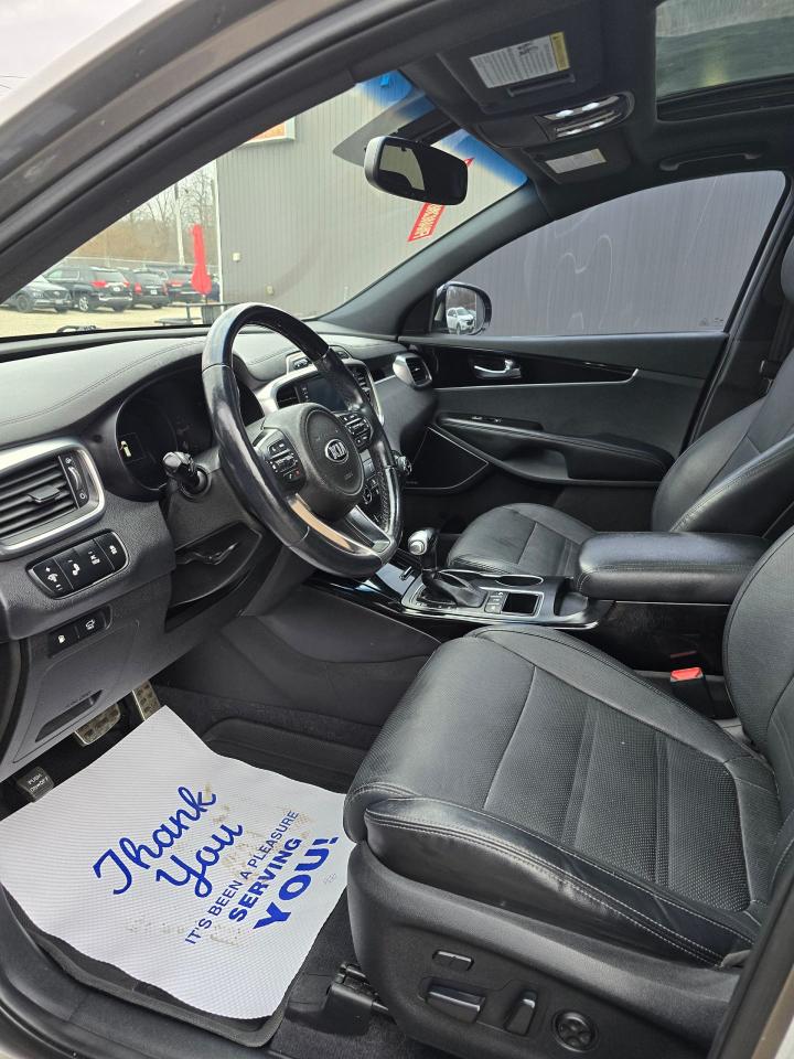 2016 Kia Sorento AWD 4dr 3.3L SX+ 7-Seater - Photo #14