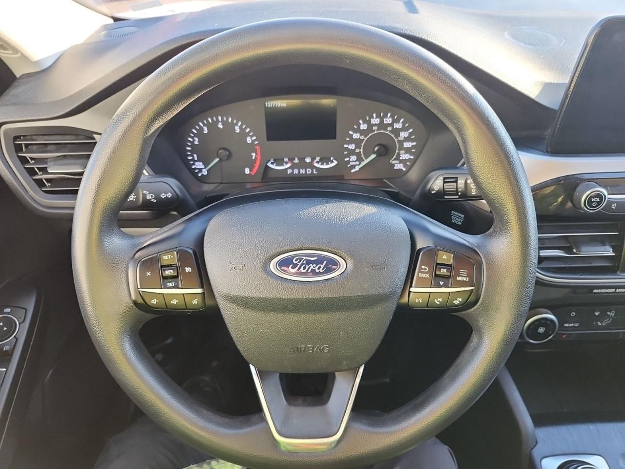 2022 Ford Escape SE Photo4