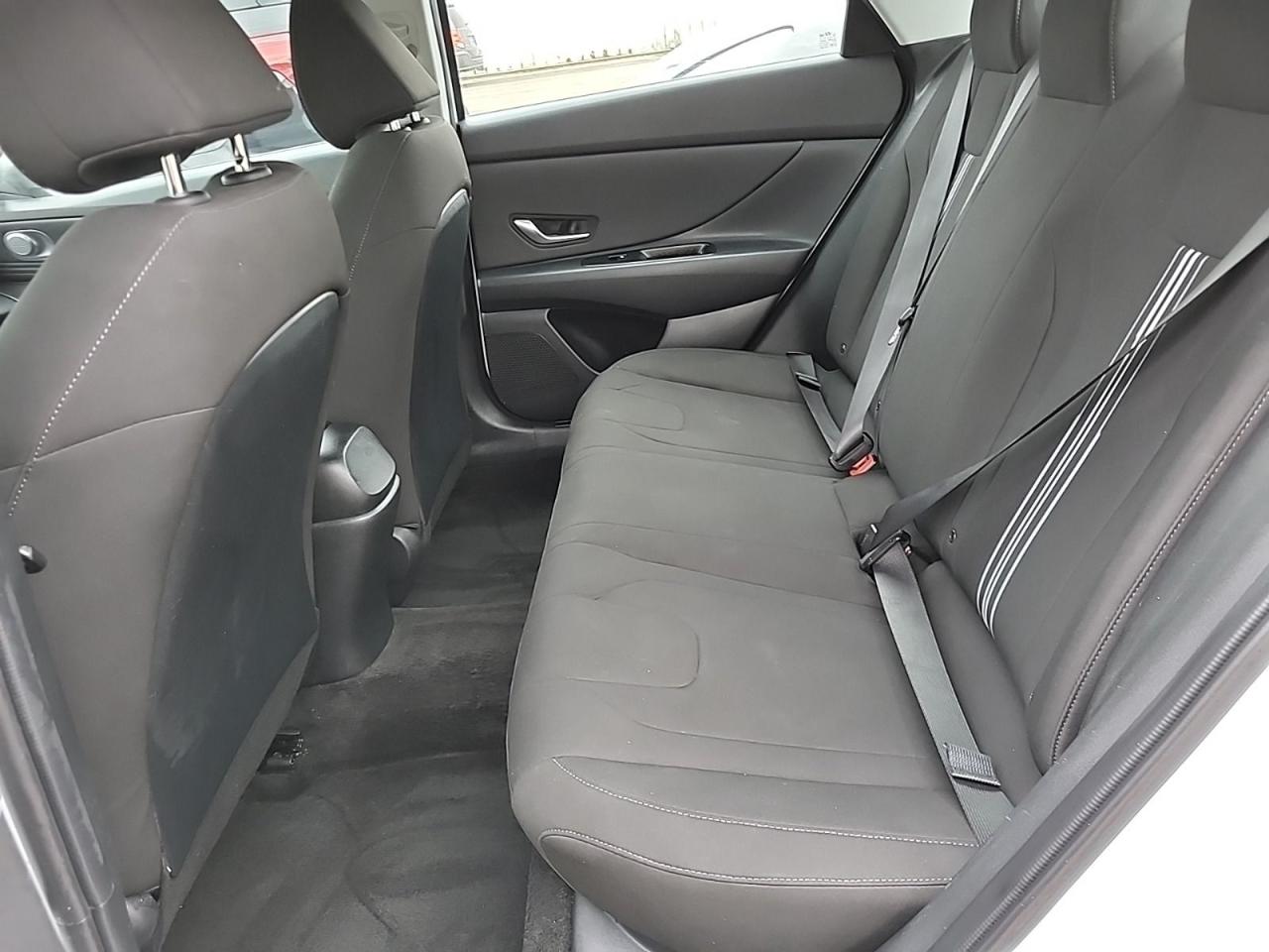 2023 Hyundai Elantra Preferred Photo