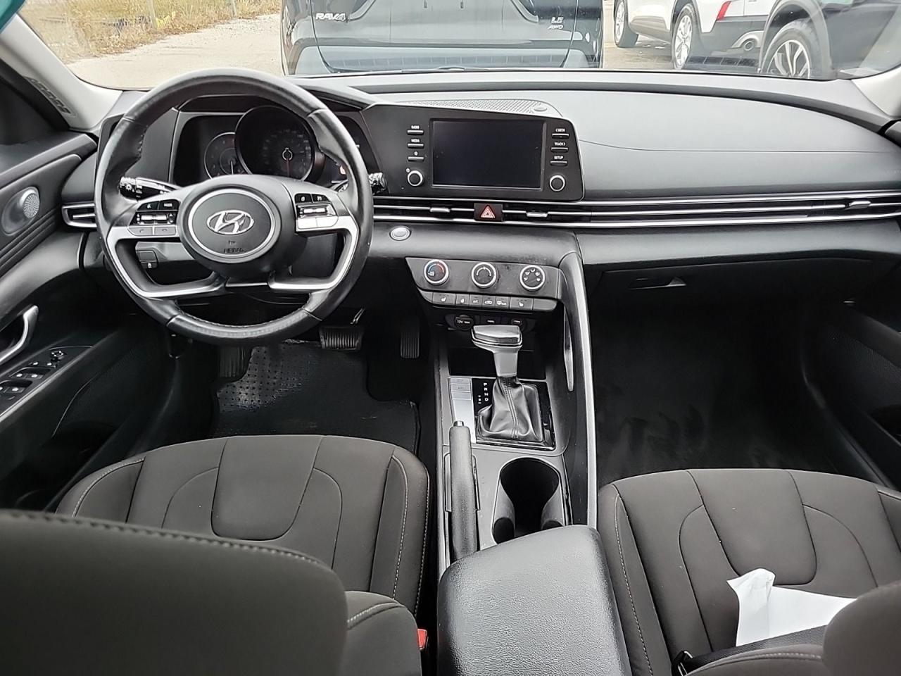 2023 Hyundai Elantra Preferred Photo4