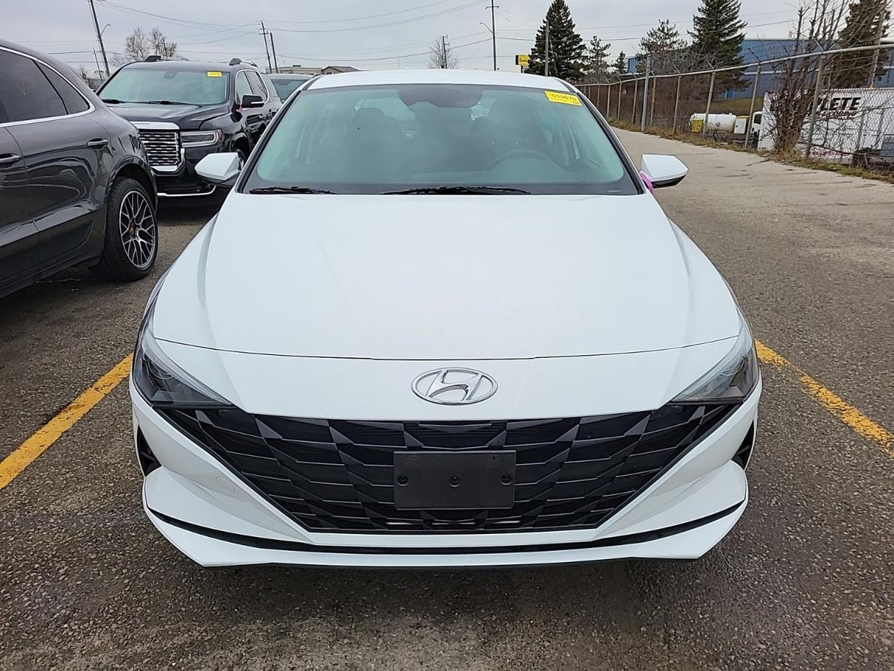 2023 Hyundai Elantra Preferred Photo