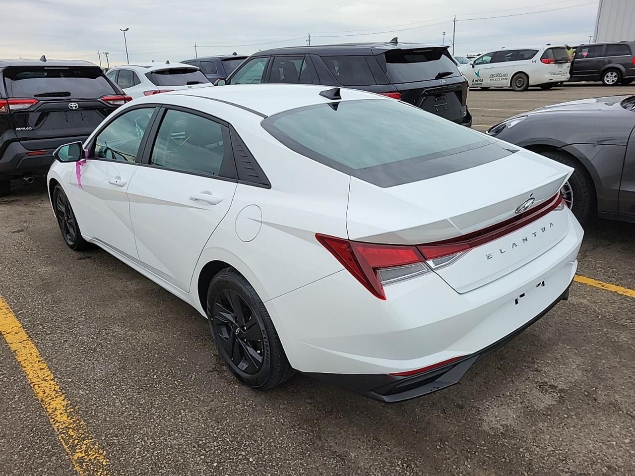 2023 Hyundai Elantra Preferred Photo