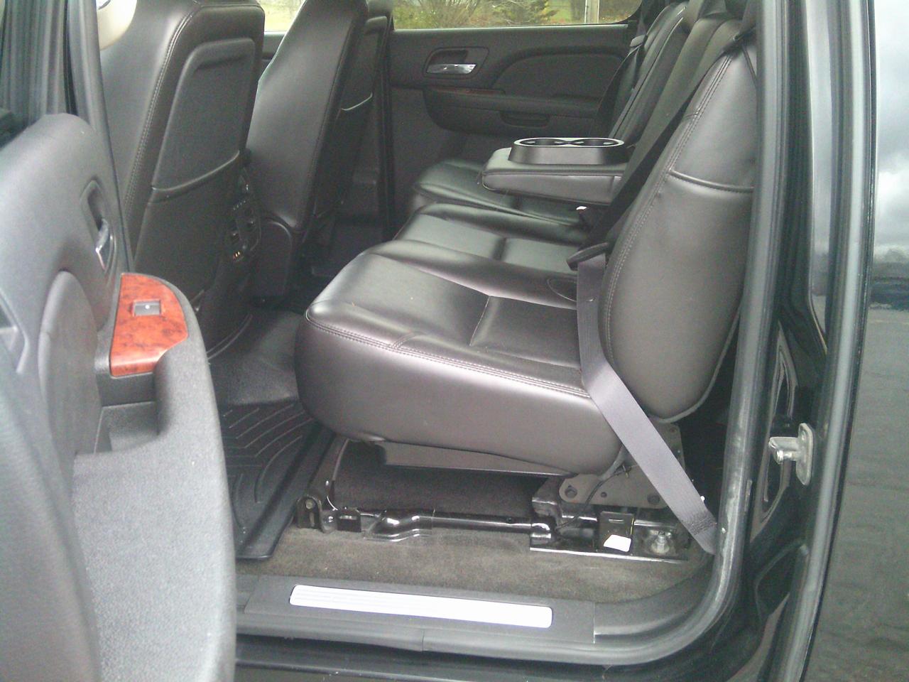 2011 Chevrolet Avalanche LTZ CREW CAB 4X4 Photo