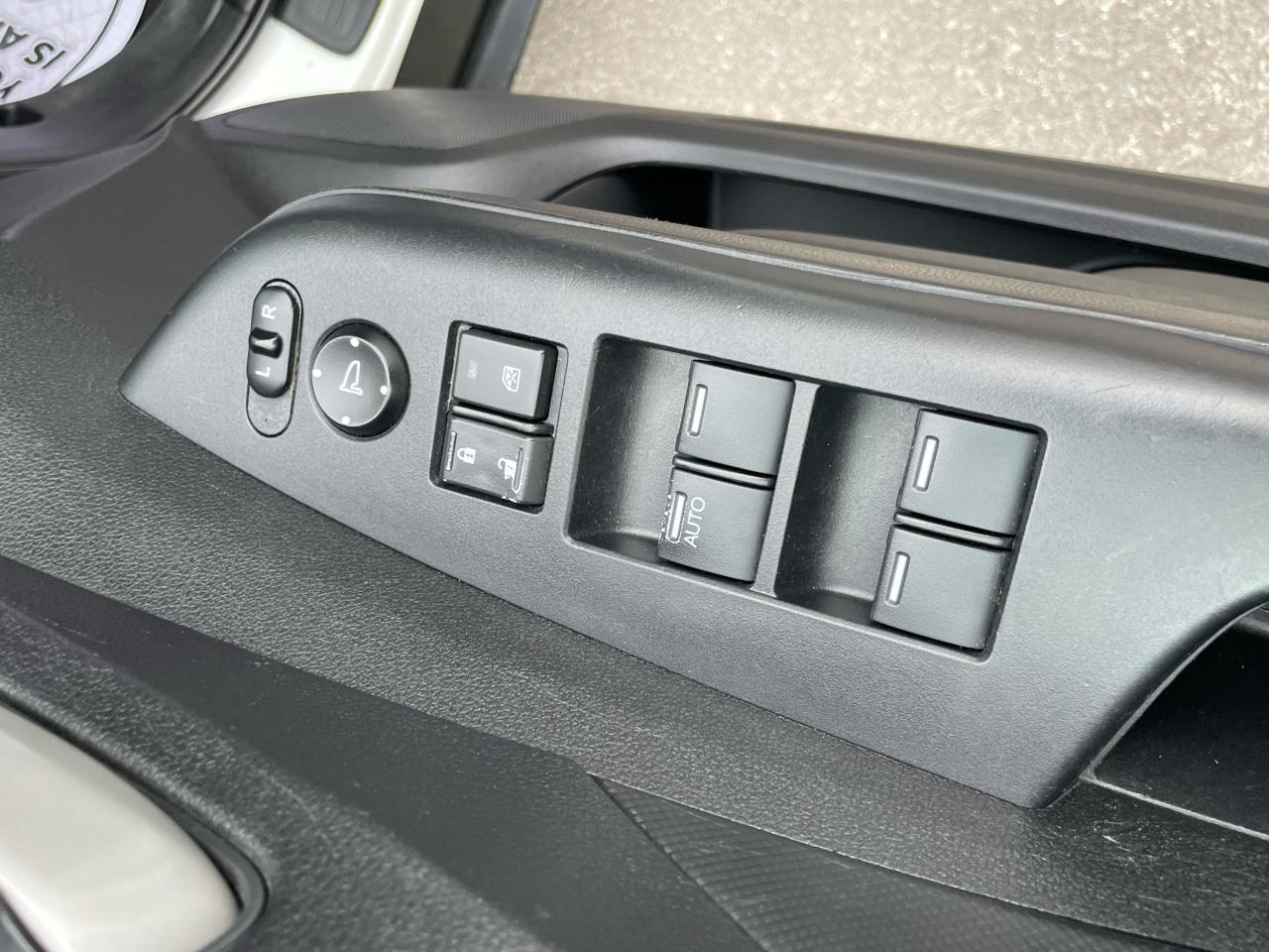 2012 Honda CR-V LX - Photo #14