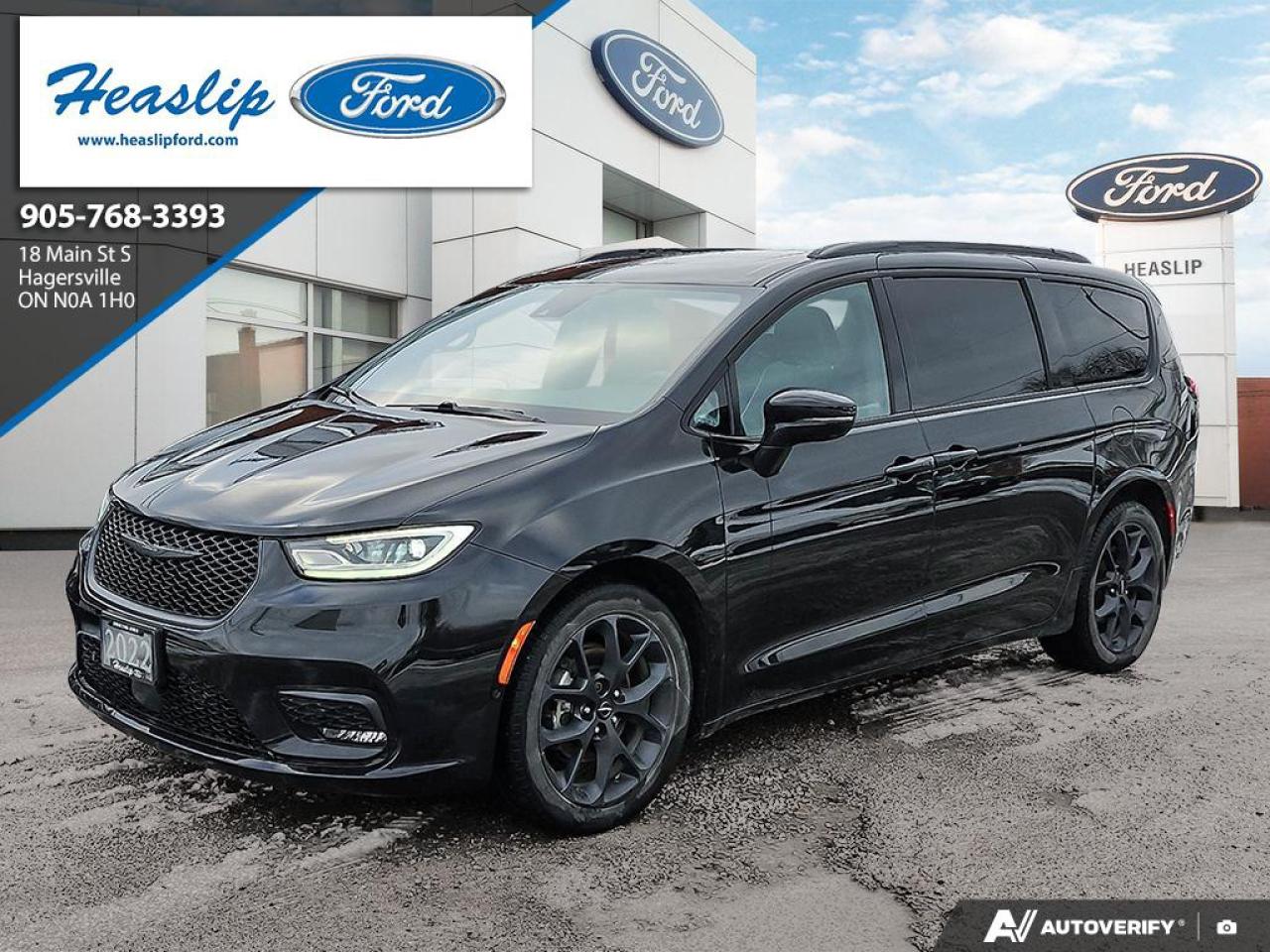 2022 Chrysler Pacifica Limited Photo0