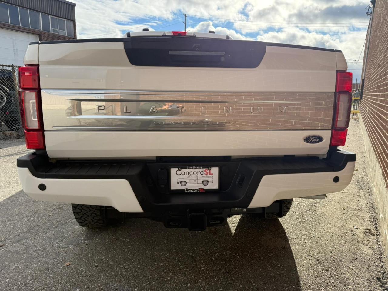 2022 Ford SUPER DUTY F-250 SRW Platinum TREMOR Photo3