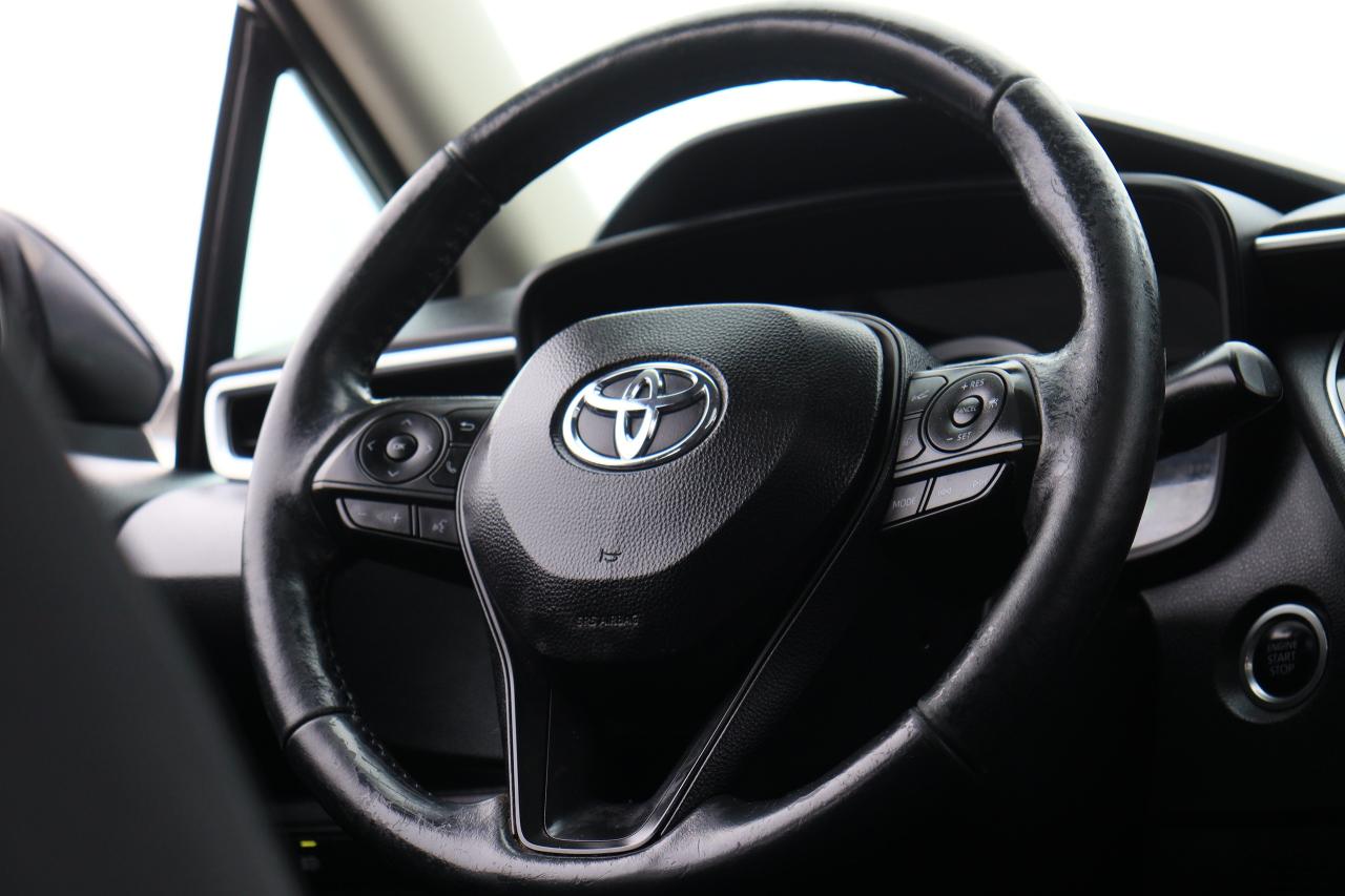 2020 Toyota Corolla LE | Auto | Roof | BSM | Adap Cruise | CarPlay ++ Photo36