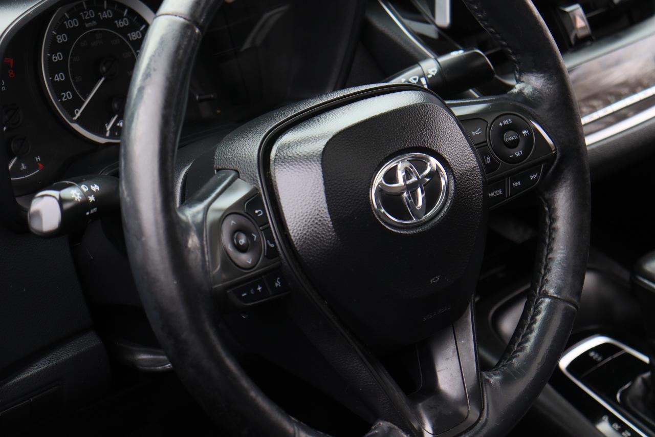 2020 Toyota Corolla LE | Auto | Roof | BSM | Adap Cruise | CarPlay ++ Photo15