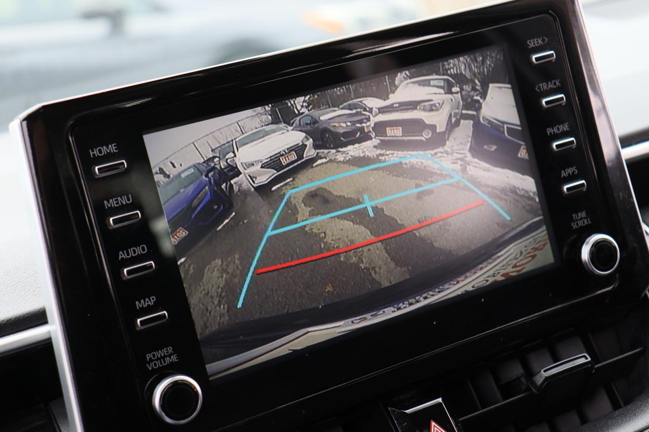 2020 Toyota Corolla LE | Auto | Roof | BSM | Adap Cruise | CarPlay ++ Photo