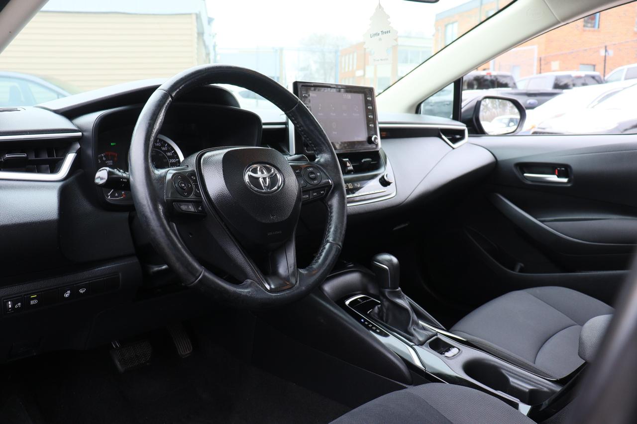 2020 Toyota Corolla LE | Auto | Roof | BSM | Adap Cruise | CarPlay ++ Photo27
