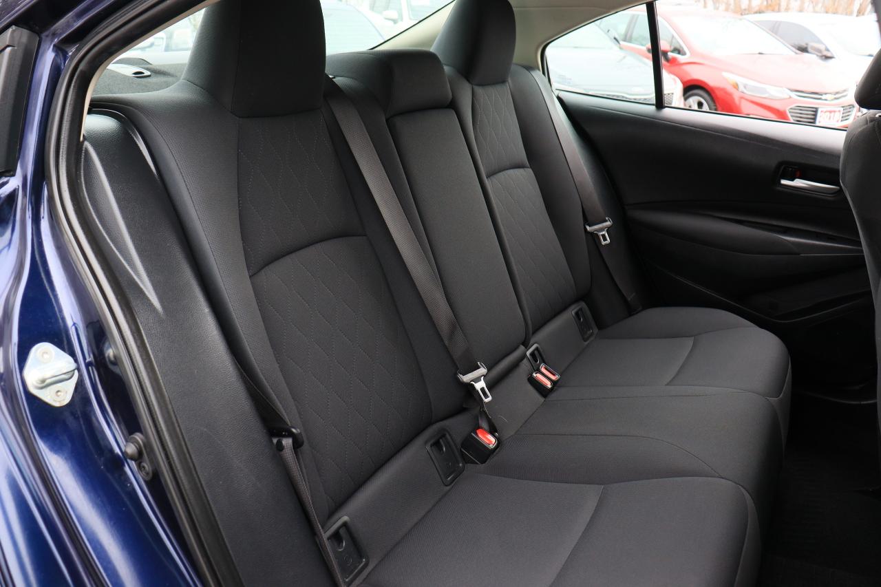 2020 Toyota Corolla LE | Auto | Roof | BSM | Adap Cruise | CarPlay ++ Photo31