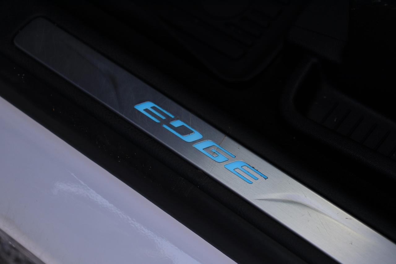 2019 Ford Edge Titanium | AWD | Leather | Pano Roof | Nav | Cam++ Photo85