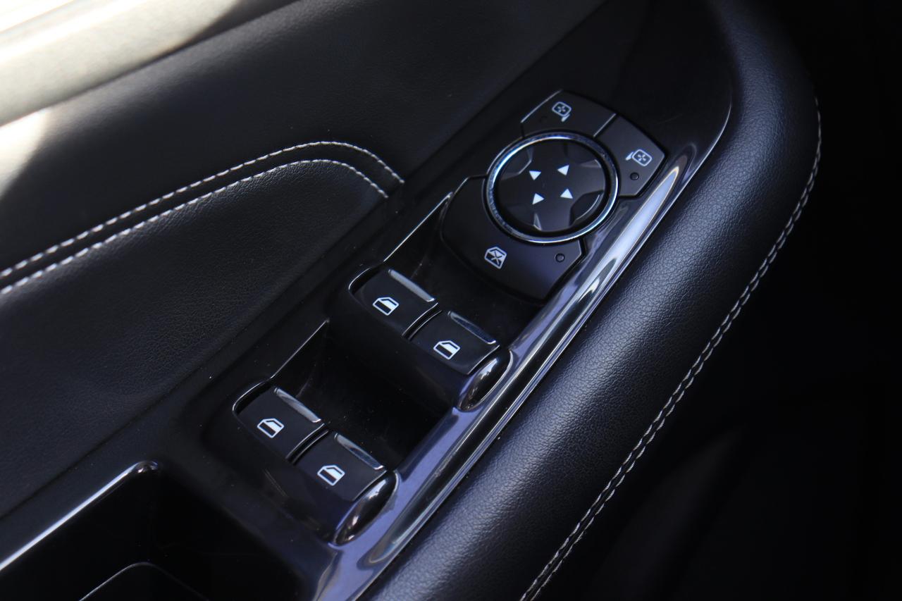 2019 Ford Edge Titanium | AWD | Leather | Pano Roof | Nav | Cam++ Photo22