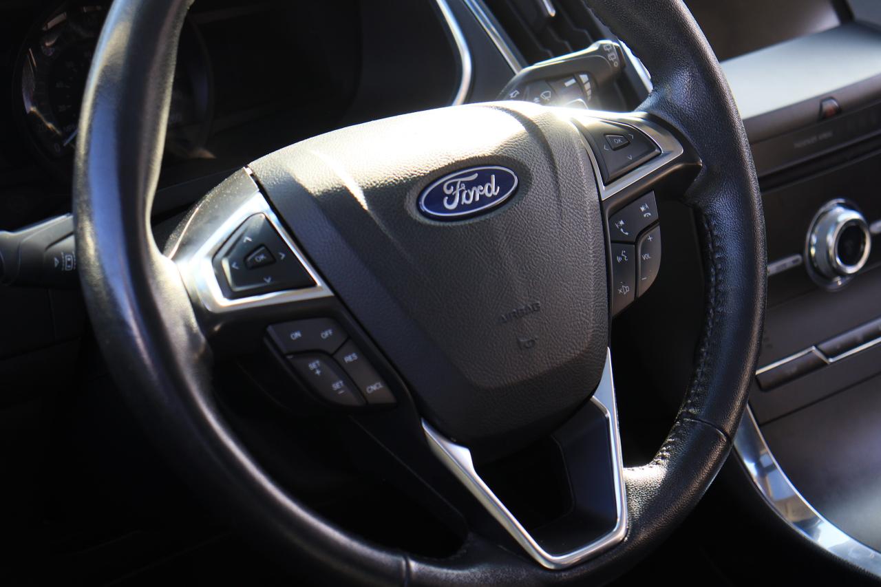 2019 Ford Edge Titanium | AWD | Leather | Pano Roof | Nav | Cam++ Photo62