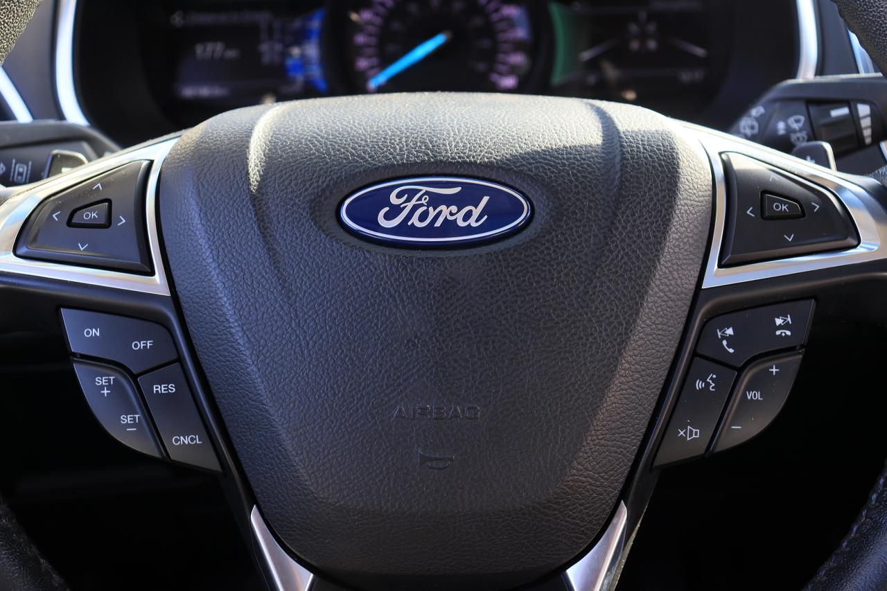 2019 Ford Edge Titanium | AWD | Leather | Pano Roof | Nav | Cam++ Photo72