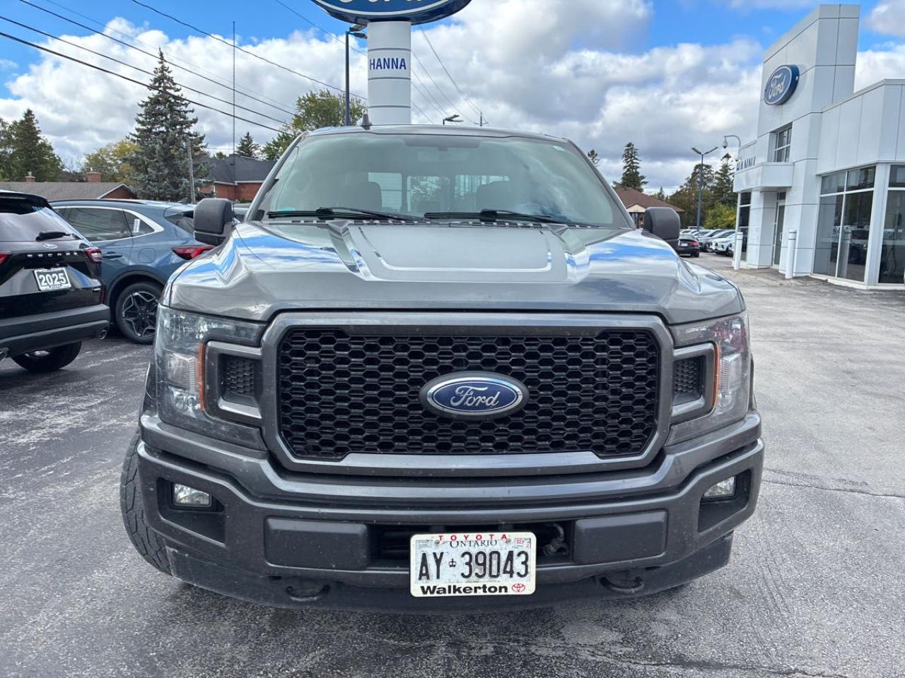 2018 Ford F-150 Sport | Crew | 4x4 | Pano Roof | Nav | Cam & More! Photo