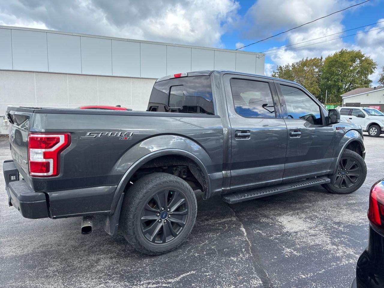 2018 Ford F-150 Sport | Crew | 4x4 | Pano Roof | Nav | Cam & More! Photo