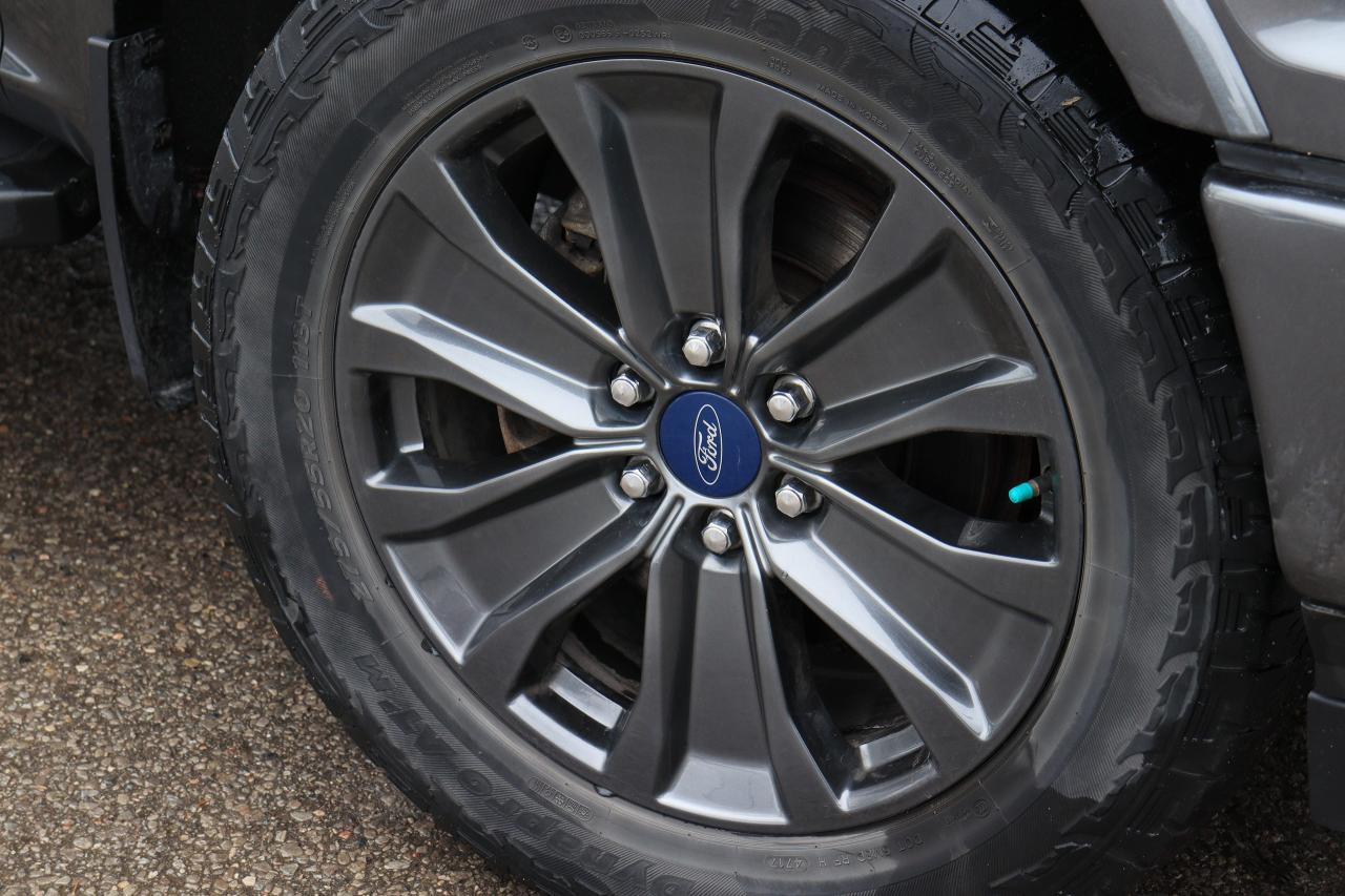 2018 Ford F-150 Sport | Crew | 4x4 | Pano Roof | Nav | Cam & More! Photo55