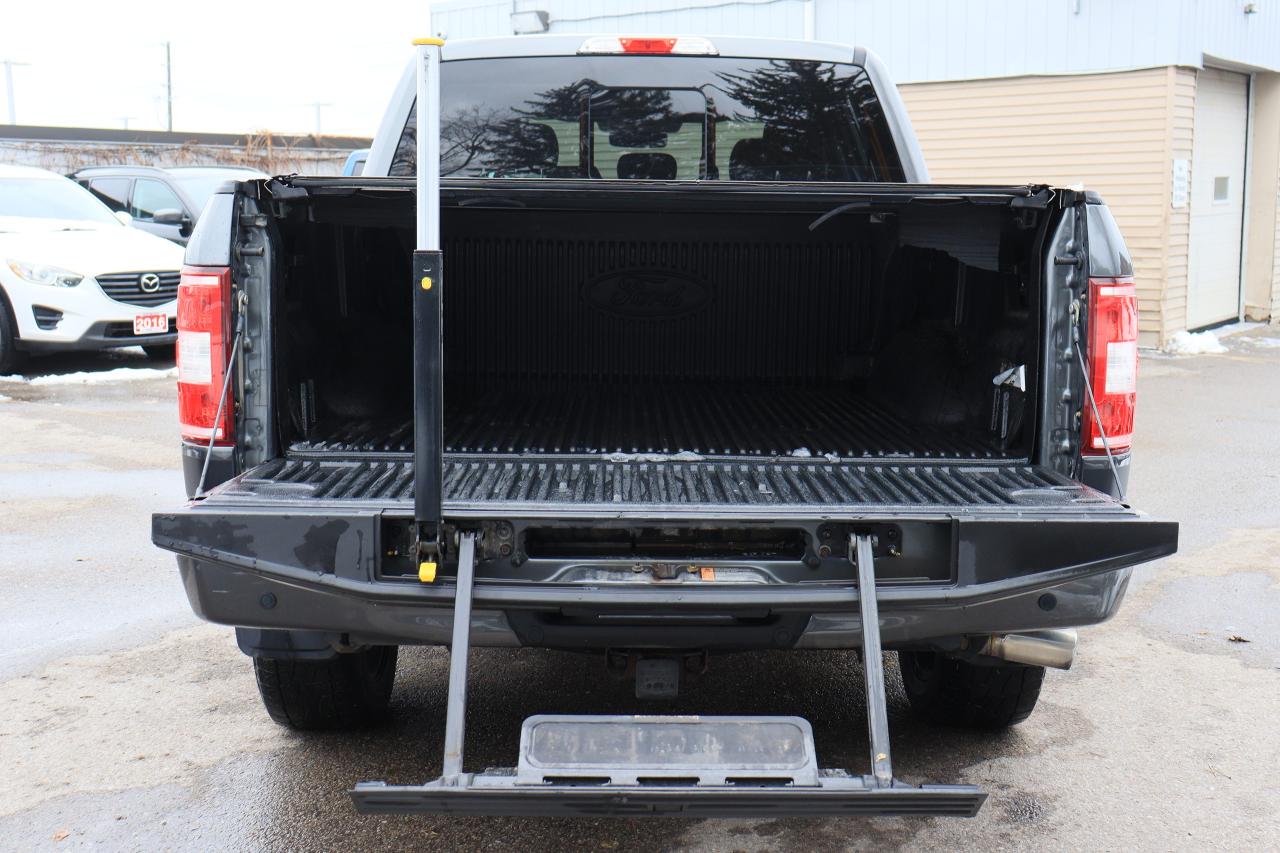 2018 Ford F-150 Sport | Crew | 4x4 | Pano Roof | Nav | Cam & More! Photo15