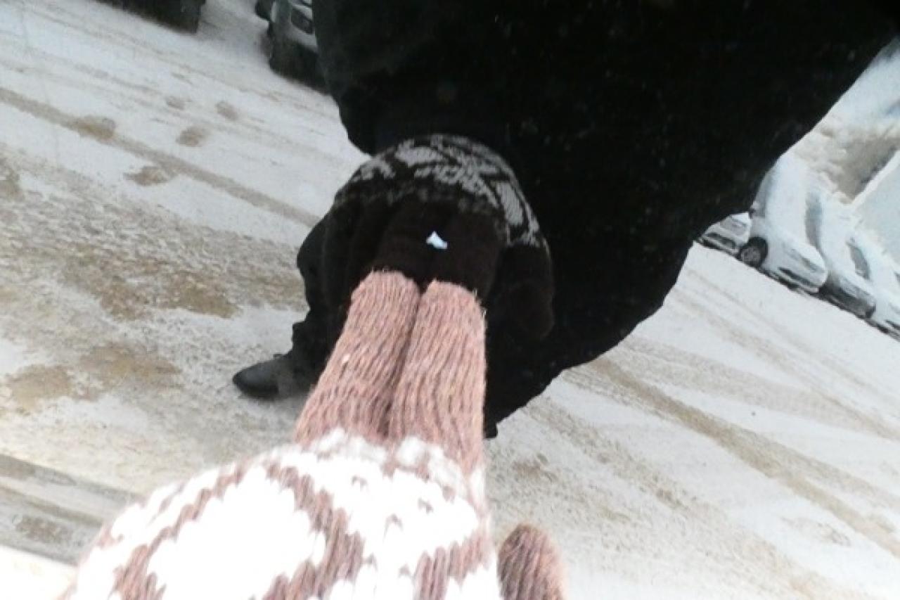 2024 Chrysler Grand Caravan SXT 2WD w/Htd cloth, Htd wheel, NAV, BUC - Photo #21