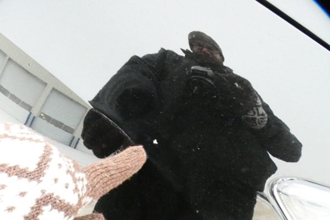 2024 Chrysler Grand Caravan SXT 2WD w/Htd cloth, Htd wheel, NAV, BUC - Photo #35