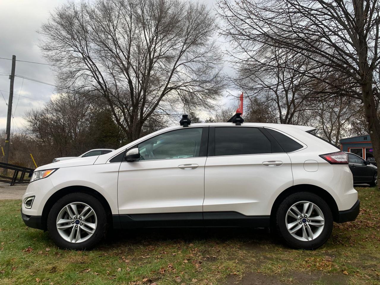 2016 Ford Edge SEL Photo2