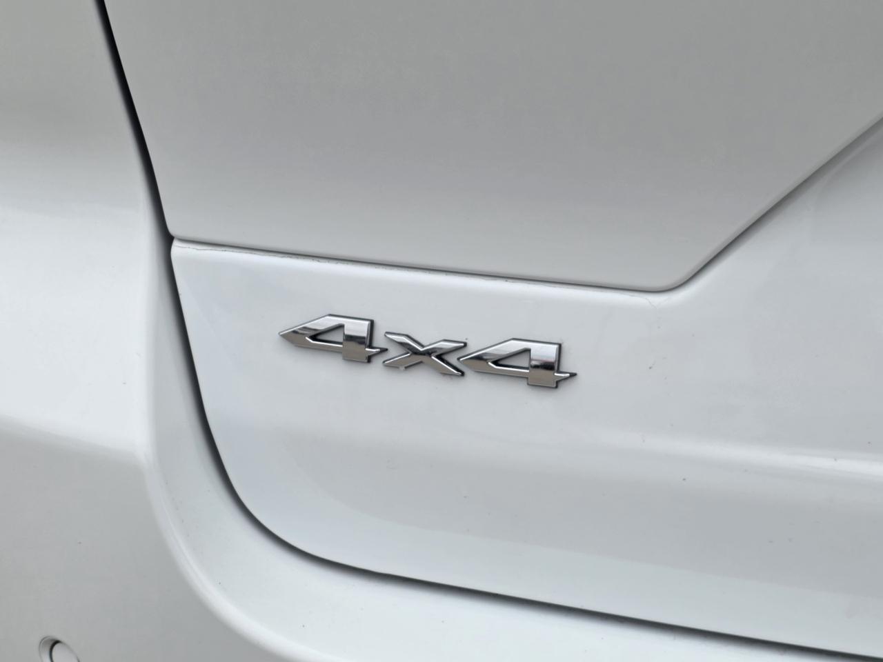 2023 Jeep Grand Cherokee Overland 4WD , Leather, Power/Heated Front Seats Photo