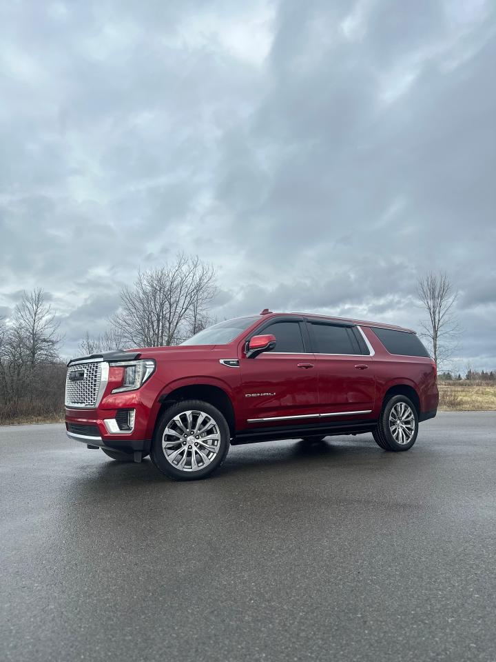 Used 2021 GMC Yukon XL Denali for sale in Cornwall, ON