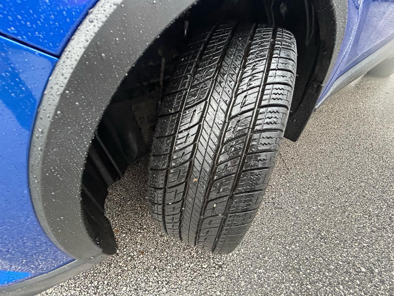 2018 Toyota C-HR XLE - Photo #11