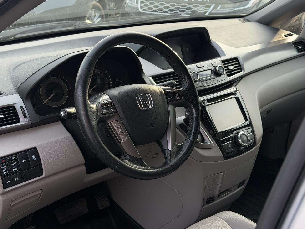 2014 Honda Odyssey EX-L w/Navi - Photo #6