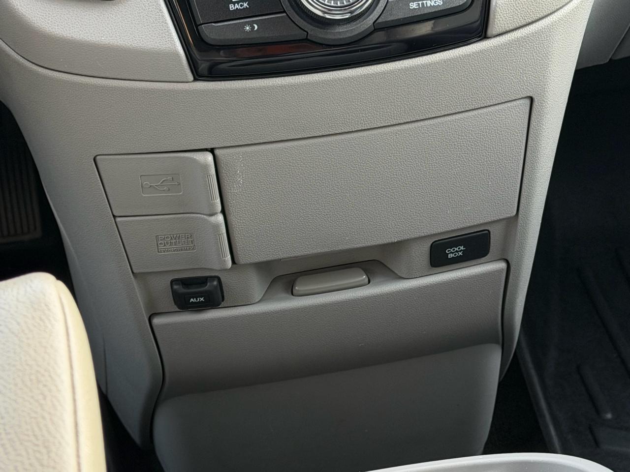 2014 Honda Odyssey EX-L w/Navi - Photo #10