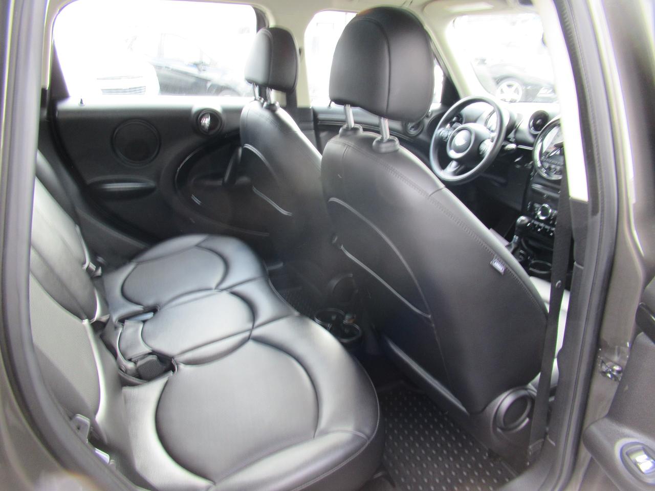 2014 MINI Cooper Countryman COUNTYMAN FWD - Photo #9