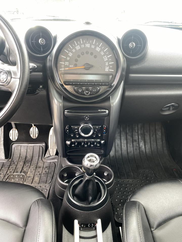 2015 MINI Cooper Countryman ALL4 4dr S/6 Speed Manual/Leather/2 Sunroofs/BT - Photo #14