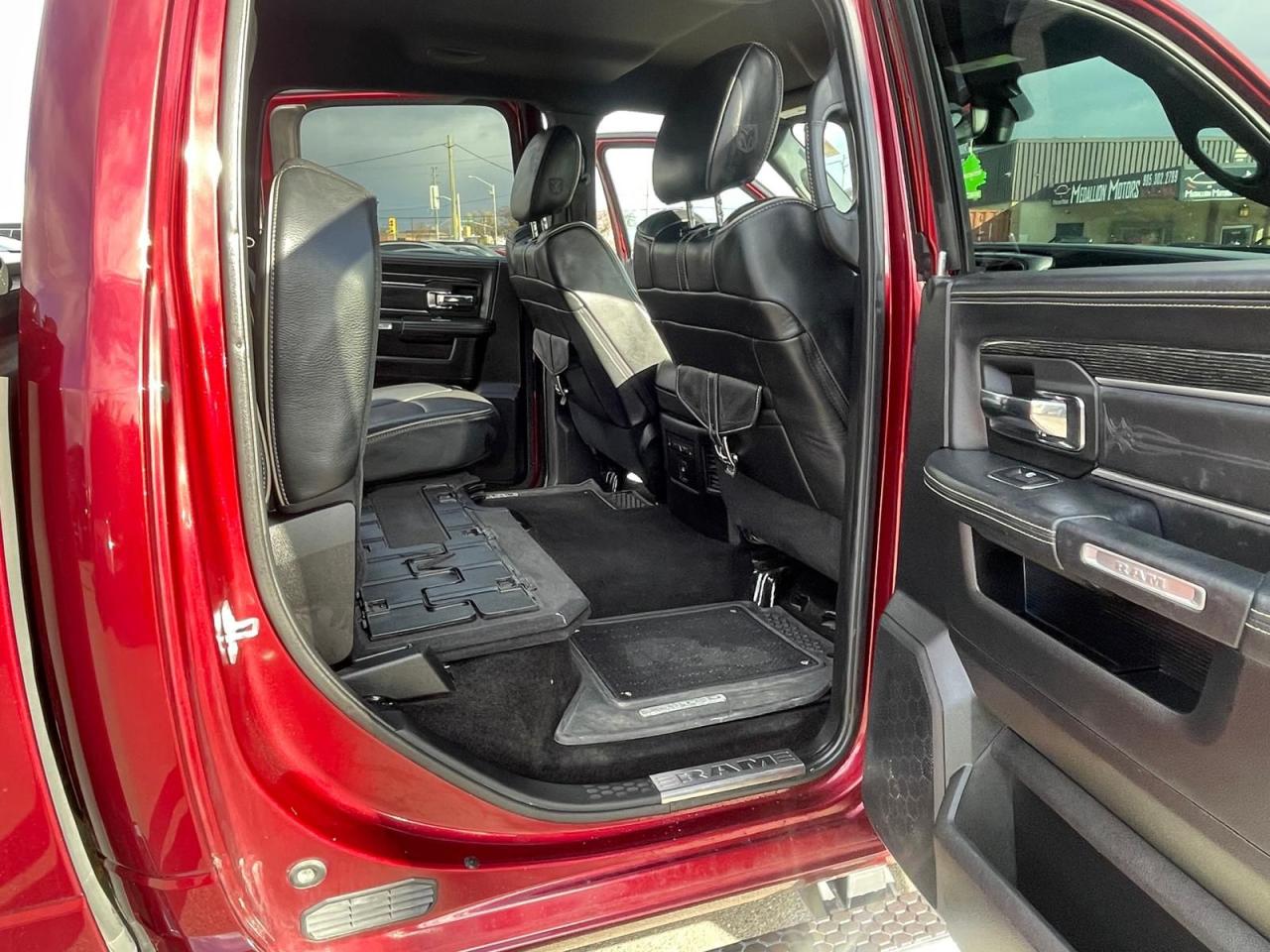 2016 RAM 1500 Limited 4X4 NO ACCIDENT LOADED NAVI BACKUP CAM - Photo #14