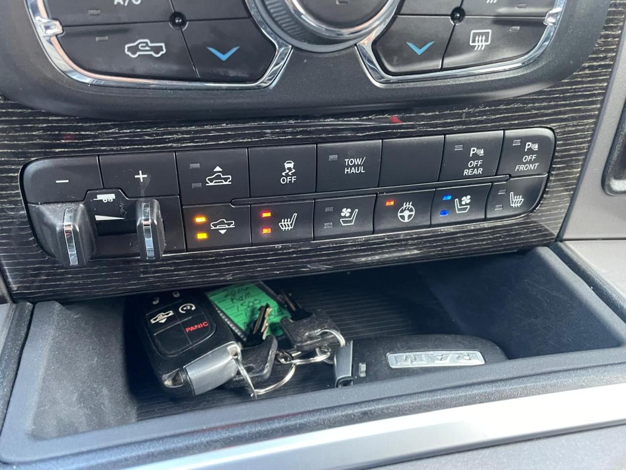 2016 RAM 1500 Limited 4X4 NO ACCIDENT LOADED NAVI BACKUP CAM - Photo #20